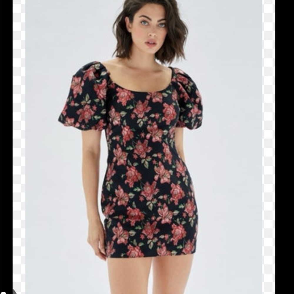 Minkpink mini floral dress NWT XS